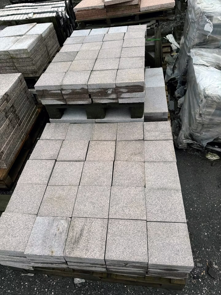 Granit-Bodenplatten, Bovall-rot, 20/20/4 cm